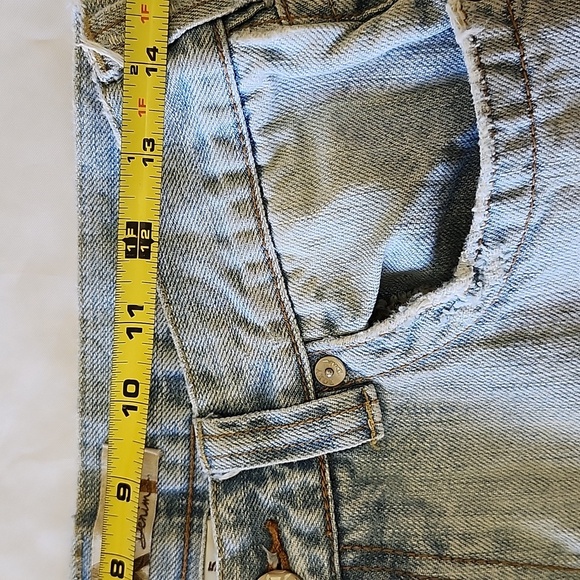ROXY Denim Light Wash Distressed Jean Cotton Bermuda Shorts Jorts - Picture 5 of 10